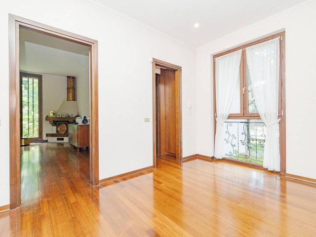 Villa Indipendente in vendita a Cassano D'adda, Lombardia