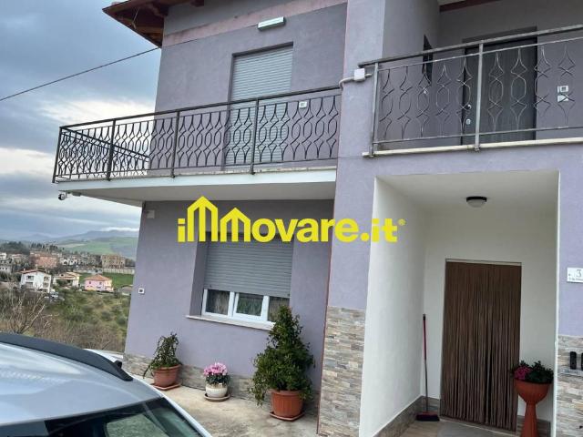 Villa Indipendente in vendita a Castilenti, Abruzzo