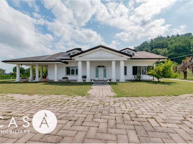 Villa Indipendente in vendita a Unione dei comuni Valle del Savio, Cesenà