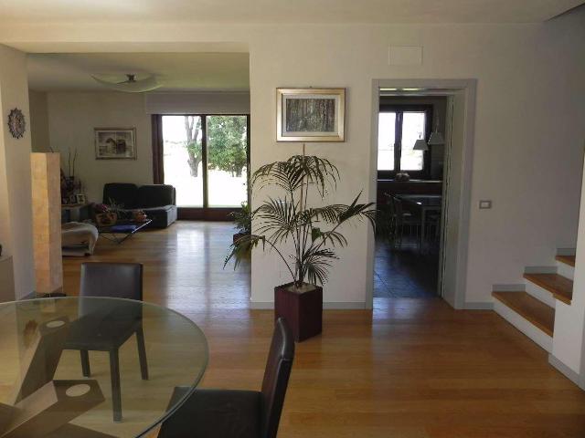 Villa Indipendente in vendita a Unione dei comuni Valle del Savio, Cesenà
