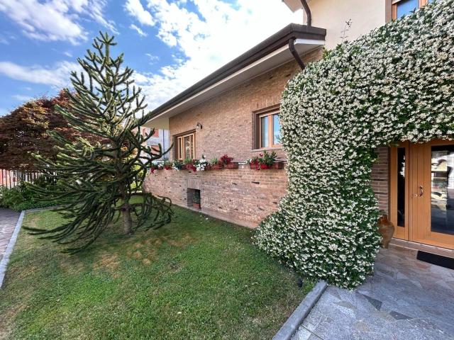 Villa Indipendente in vendita a Zompicchia / Çupicje, Codroipo / Codroip