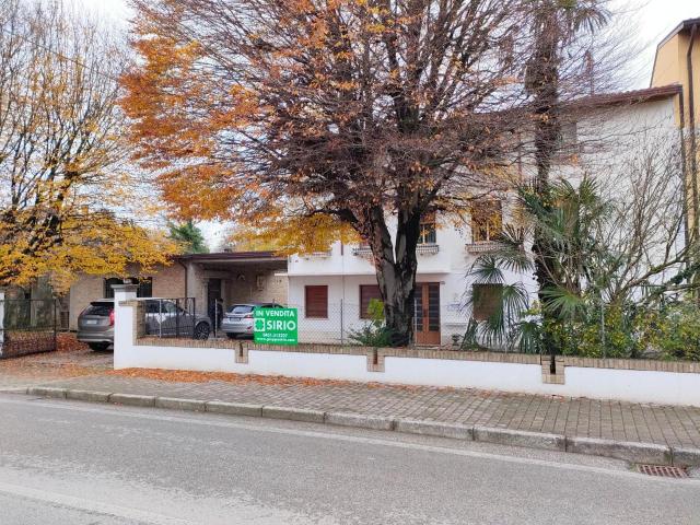 Villa Indipendente in vendita a Fossalta, Veneto