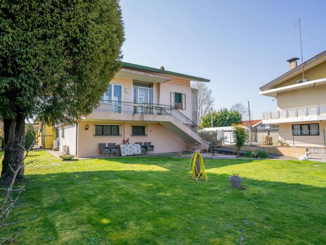 Villa Indipendente in vendita a Jesolo, Veneto