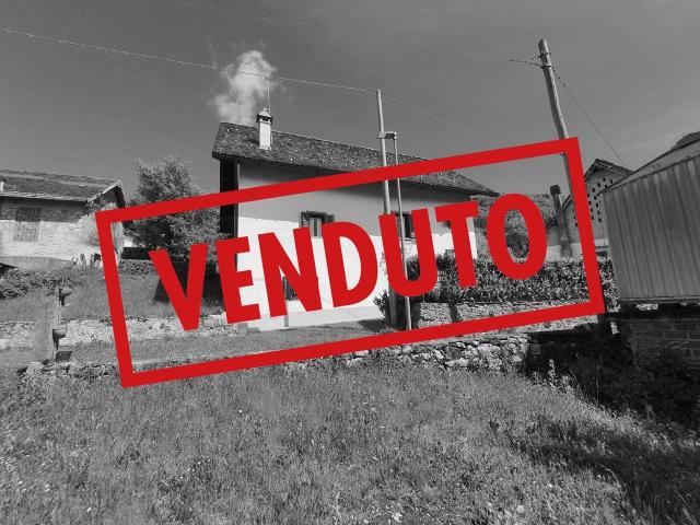 Villa Indipendente in vendita a Avaglio / Davai, Lauco / Lauc