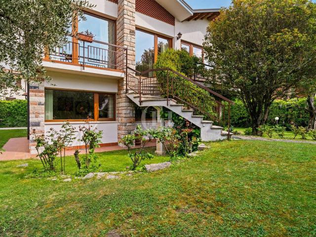 Villa Indipendente in vendita a Lazise, Veneto