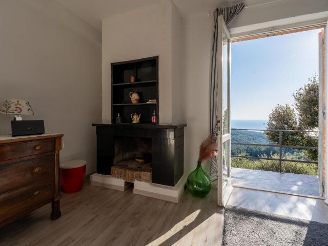 Villa Indipendente in vendita a Montenero Alto, Livorno