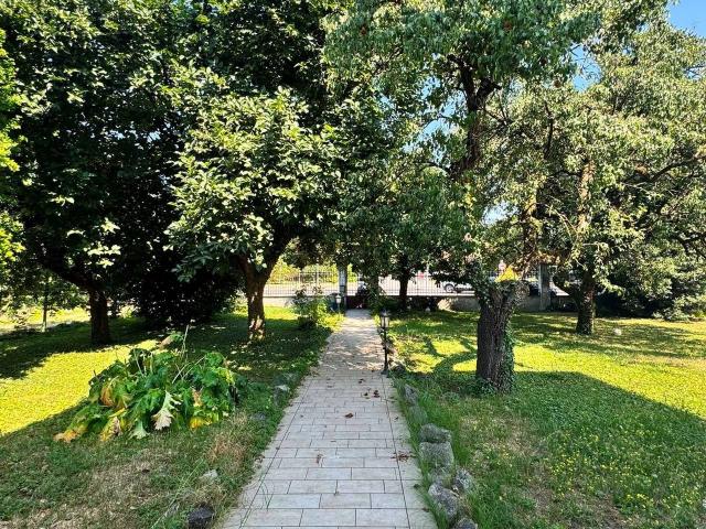 Villa Indipendente in vendita a Borgochiesanuova, San Giorgio Di Mantova