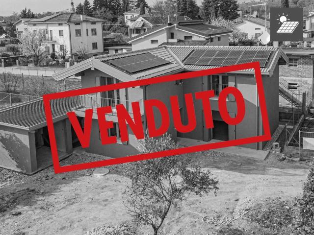 Villa Indipendente in vendita a Martignacco, Friuli-Venezia Giulia