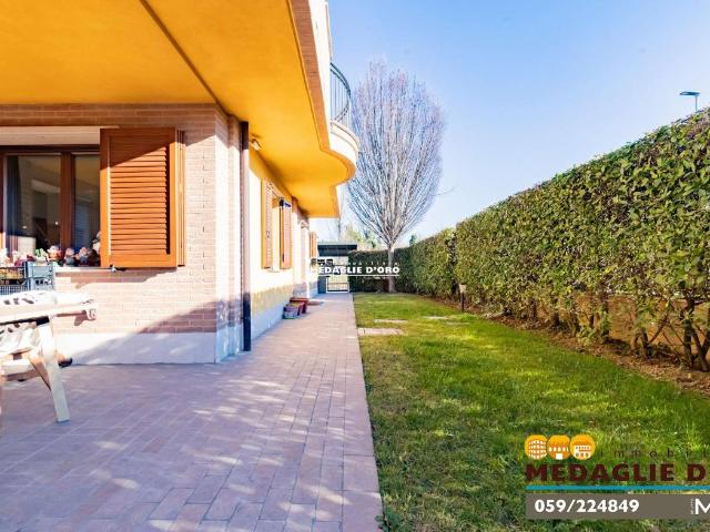 Villa Indipendente in vendita a Modena, Saliceta San Giuliano