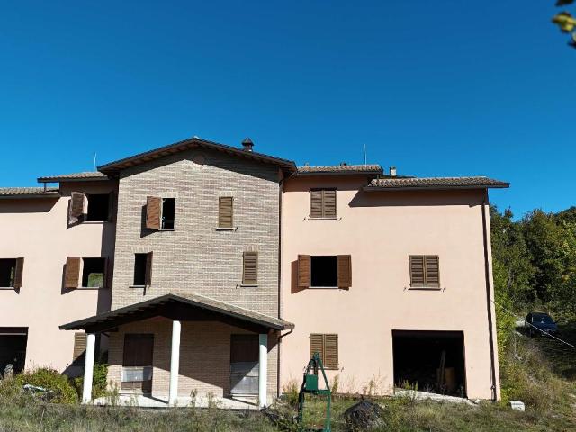 Villa Indipendente in vendita a Nocera Umbra, Umbria