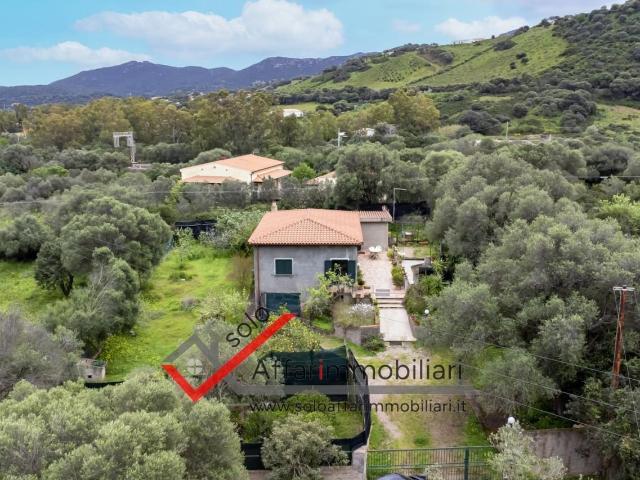 Villa Indipendente in vendita a Rudalza, San Pantaleo