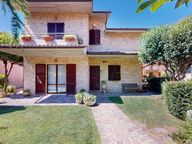 Villa Indipendente in vendita a Marche, Ancona