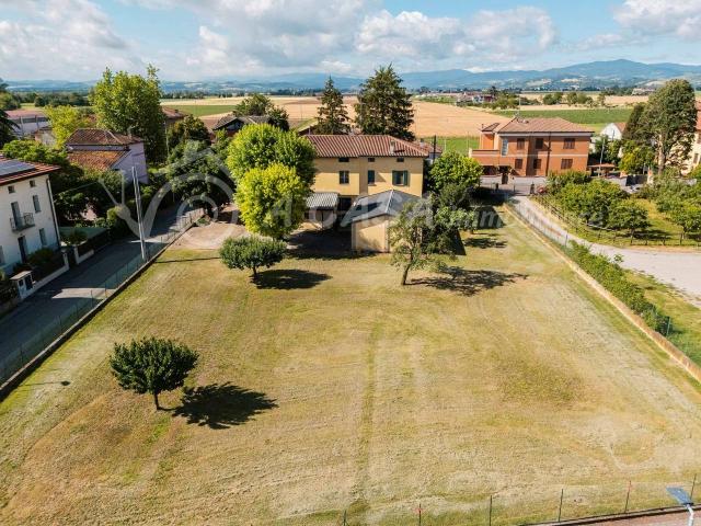 Villa Indipendente in vendita a Vigatto, Sorbolo