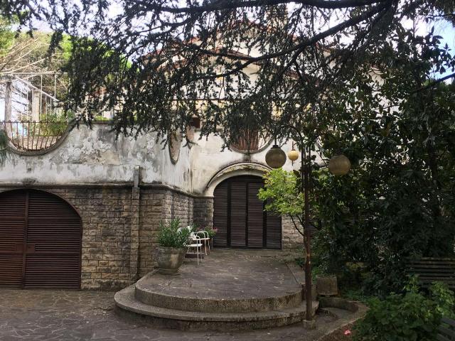 Villa Indipendente in vendita a Santa Lucia, Cenerente
