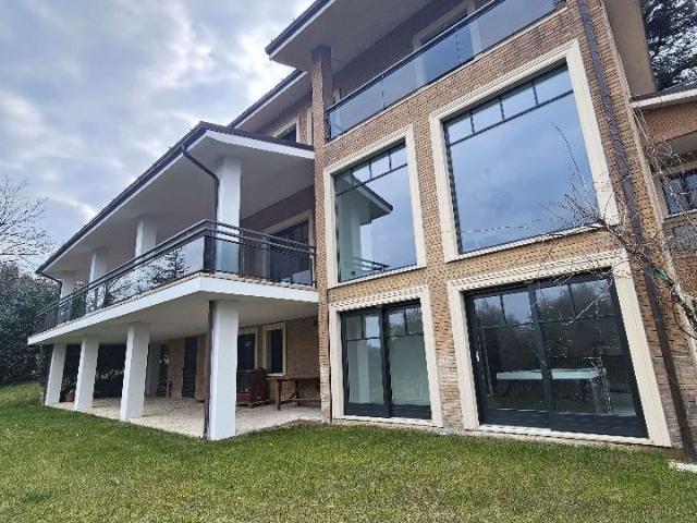 Villa Indipendente in vendita a Marche, Pesaro E Urbino
