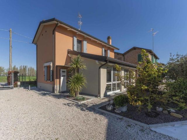 Villa Indipendente in vendita a Unione Alto Ferrarese, Poggio Renatico