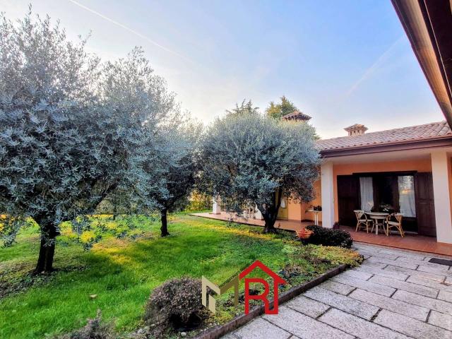 Villa Indipendente in vendita a Sacile, Friuli-Venezia Giulia