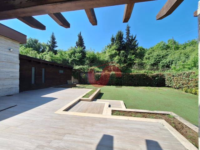 Villa Indipendente in vendita a San Nicola Manfredi, Campania