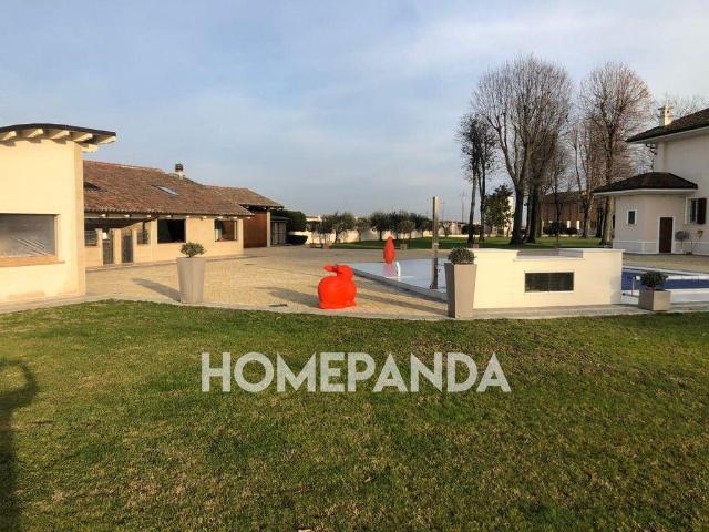 Villa Indipendente in vendita a Piemonte, Vercelli