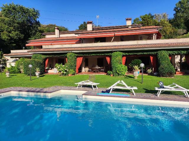 Villa Indipendente in vendita a Olmo, Sarzana