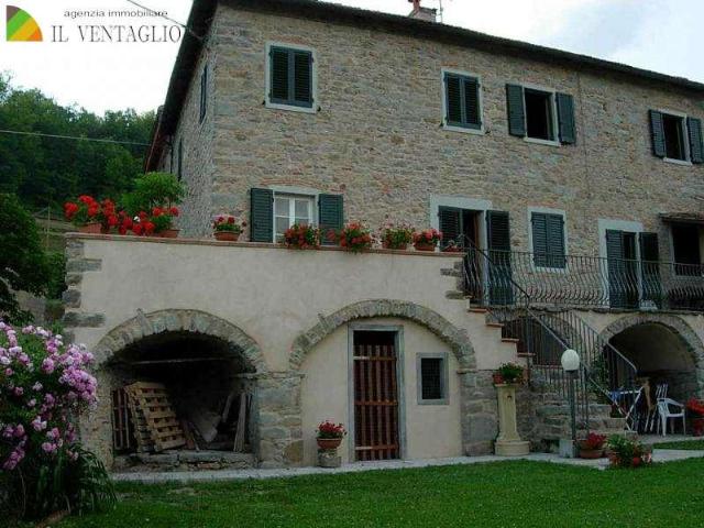 Villa Indipendente in vendita a Unione dei comuni del Distretto Ceramico, Sassuolo