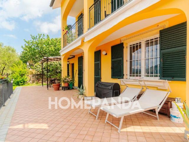 Villa Indipendente in vendita a Rusca, Albisola Capo
