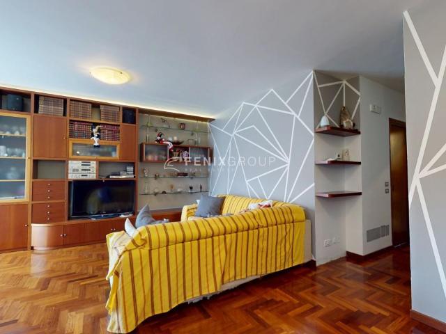 Villa Indipendente in vendita a Rovagnasco, Segrate