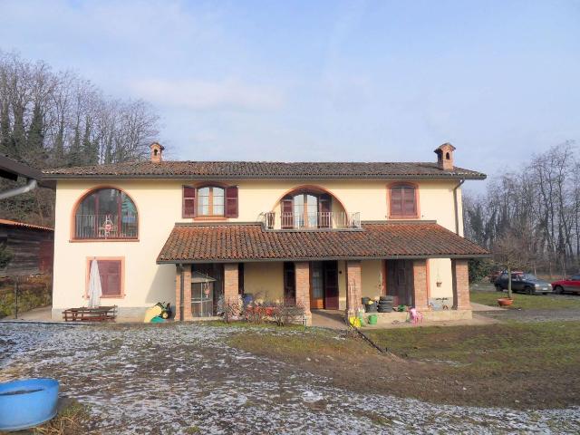 Villa Indipendente in vendita a Piemonte, Alessandria