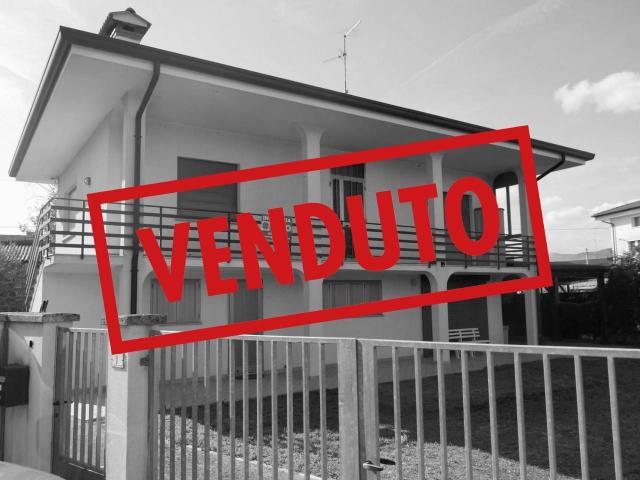 Villa Indipendente in vendita a Istrago, Spilimbergo