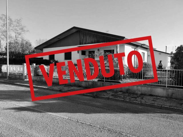 Villa Indipendente in vendita a Spilimbergo, Friuli-Venezia Giulia