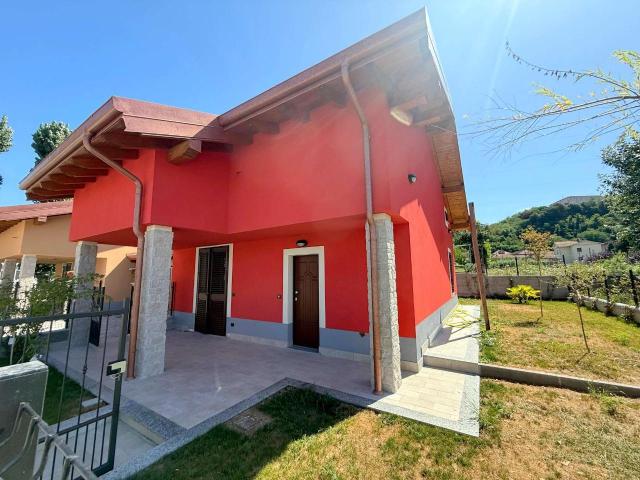 Villa Indipendente in vendita a Piemonte, Alessandria