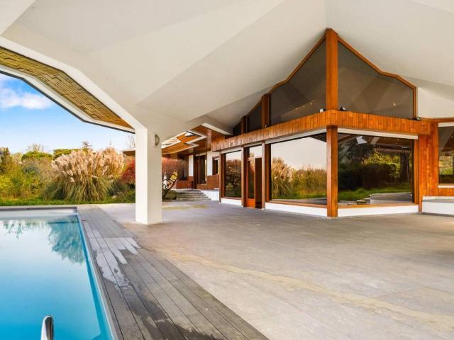 Villa Indipendente in vendita a Circoscrizione 8, Piemonte