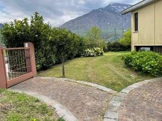 Villa Indipendente in vendita a Territorio Val d'Adige, Trento