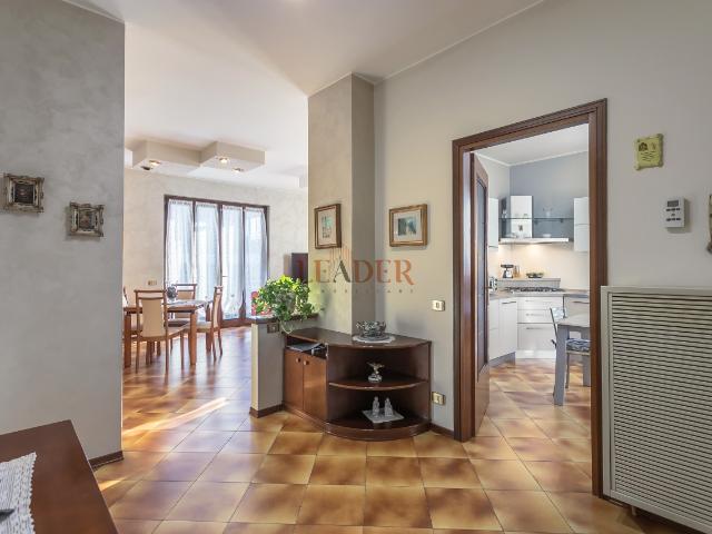 Villa Indipendente in vendita a Roncola, Treviolo