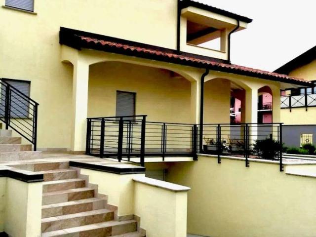 Villa Indipendente in vendita a Piccolini, Vigevano