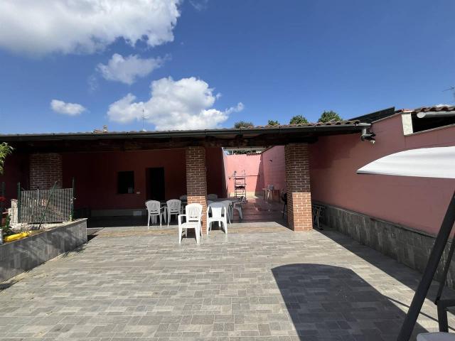 Villa Indipendente in vendita a Piccolini, Vigevano