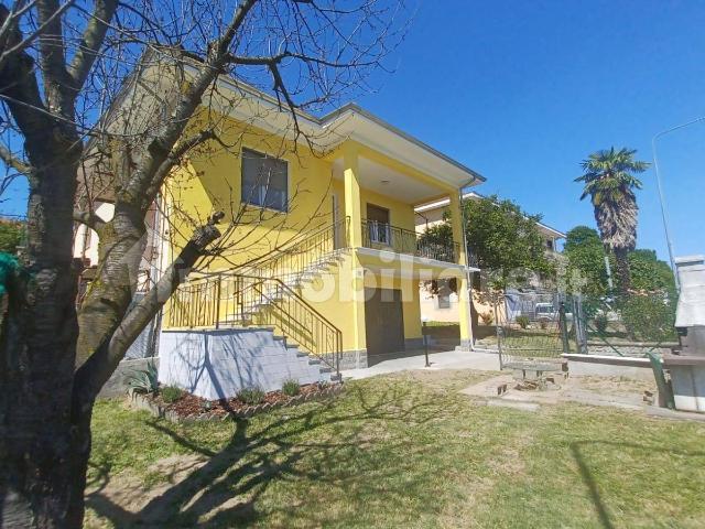 Villa Indipendente in affitto a Piemonte, Torino