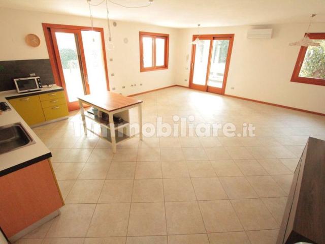 Villa Indipendente in affitto a Bolzano Vicentino, Vicenza
