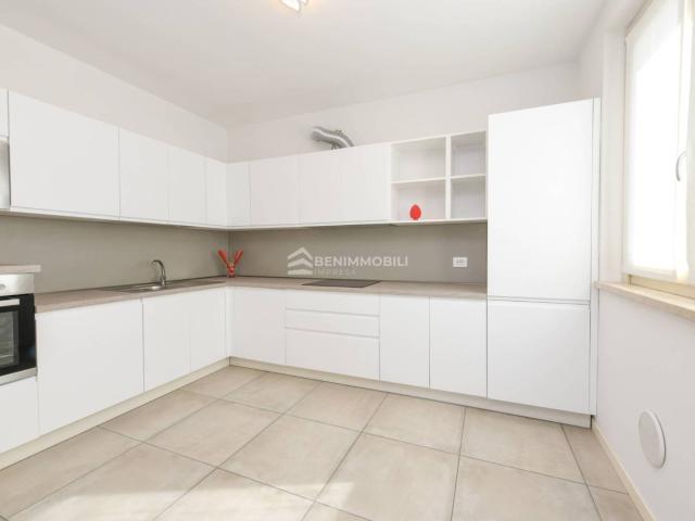 Villa Indipendente in affitto a Solarolo, Manerba del Garda
