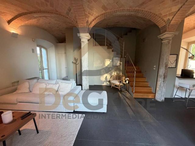 Villa Indipendente in affitto a Eia, Parma