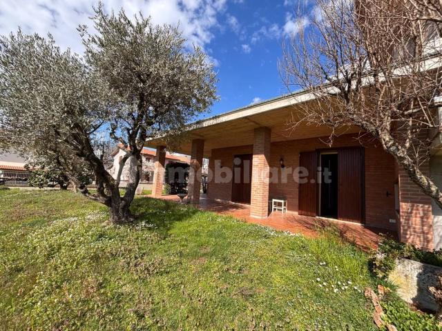 Villa Indipendente in affitto a Bressanvido, Veneto