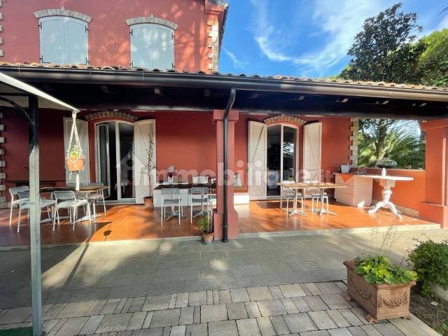 Villa Indipendente in affitto a Ca' Rastelli, Misano Adriatico