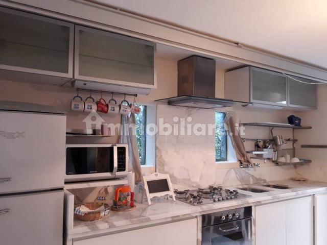 Villa Indipendente in affitto a Comunità montana della valle Camonica, Vezza D'oglio