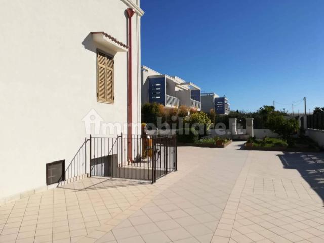 Villa Indipendente in affitto a Lama, Puglia