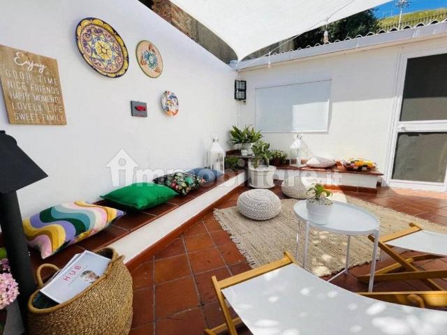 Villa Indipendente in affitto a Mortelle, Messina