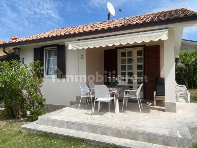 Villa Indipendente in affitto a Lazise, Veneto