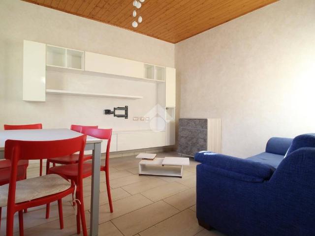 Villa Indipendente in affitto a Suzzara, Lombardia
