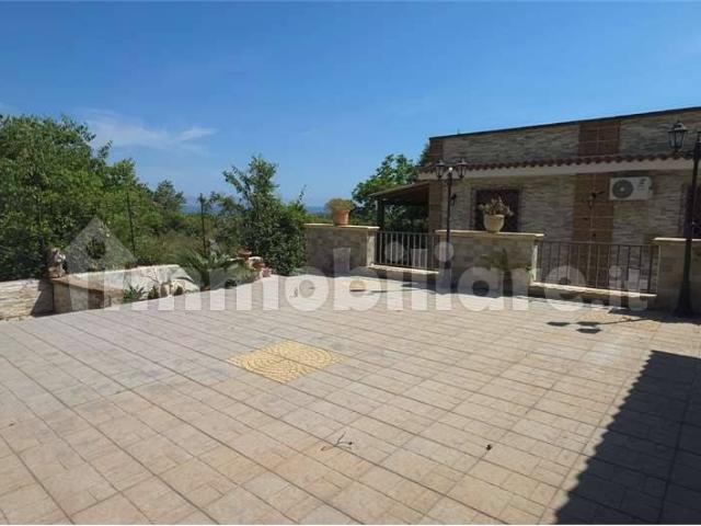 Villa Indipendente in affitto a Carini, Sicilia