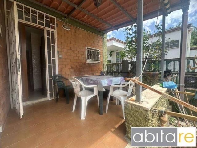 Villa Indipendente in affitto a Lido di Marechiaro, Roma Capitale