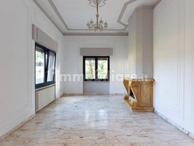 Villa Indipendente in affitto a Grottaferrata, Roma Capitale